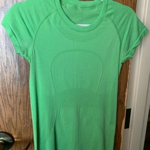 Lululemon green swiftly tech